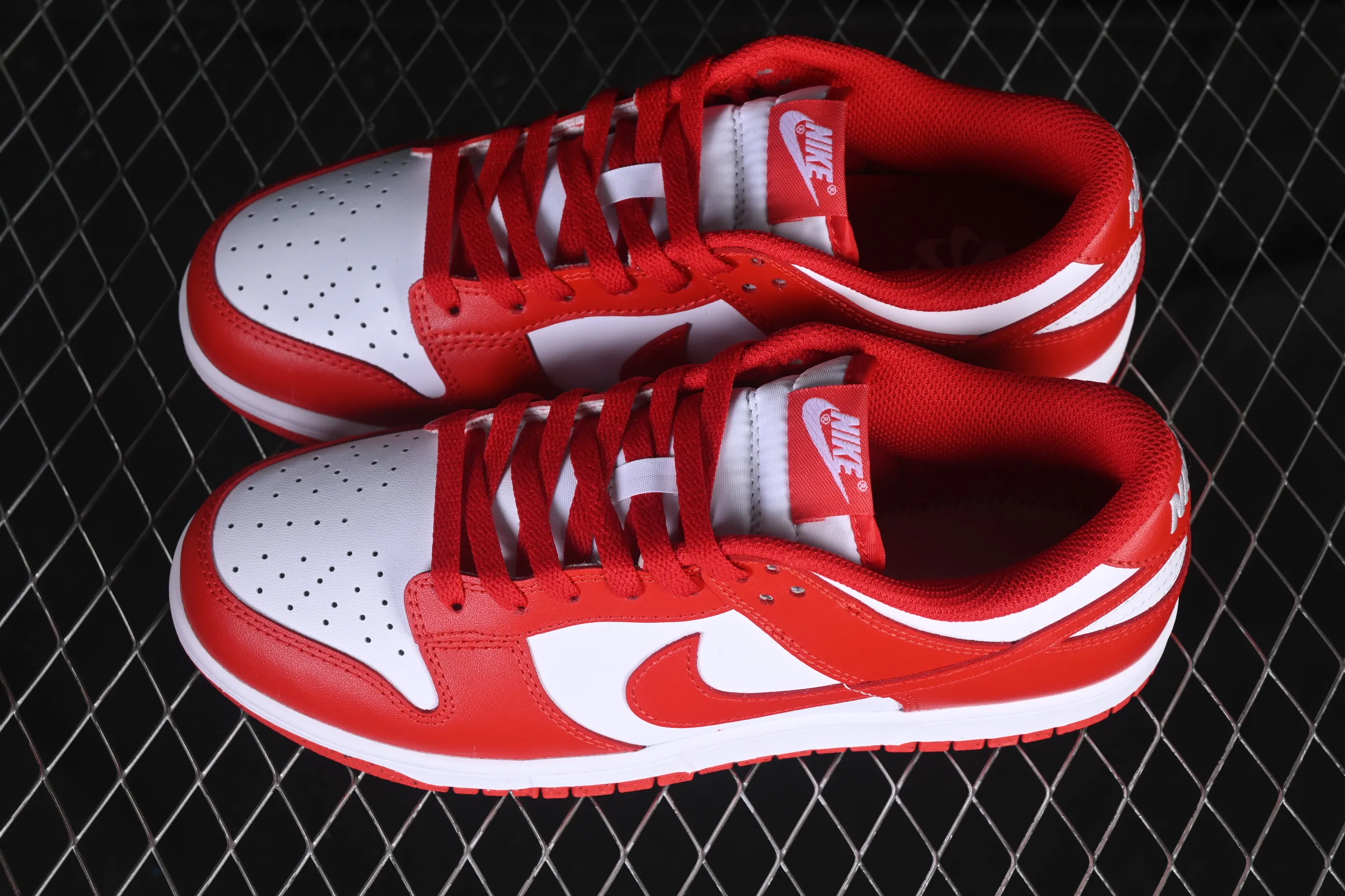 All categories Nk SB Dunk series Nk SB Dunk Low low-top sneakers Nike SB Dunk Low white red low-top casual sneakers DD1873-116